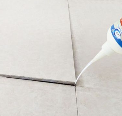 罗湖瓷砖空鼓维修公司分享卫生间瓷砖脱落的原因可能有以下几点